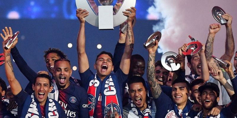 Những yếu tố ảnh hưởng đến biến động bảng xếp hạng Ligue 1